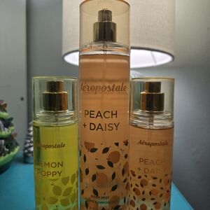 Aeropostale Peach + Daisy and Lemon Poppy Body Mist Set
